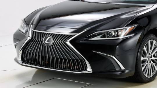 2021 Lexus ES