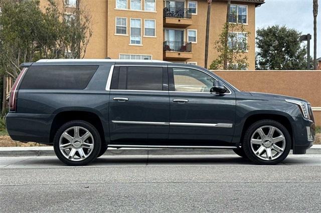 2019 cadillac escalade esv luxury