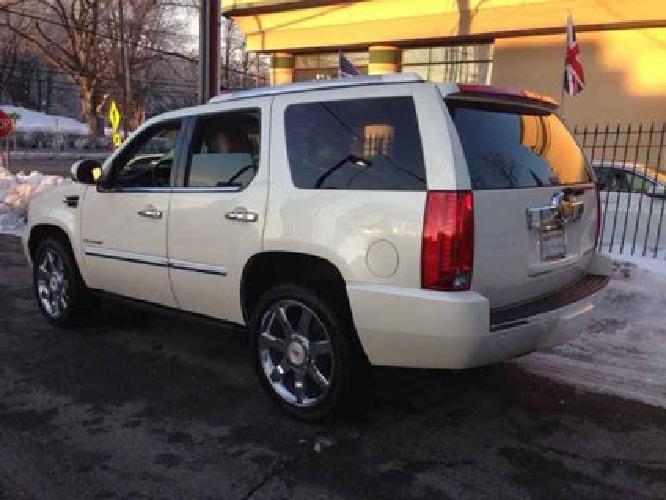 2013 cadillac escalade luxury in great neck, ny