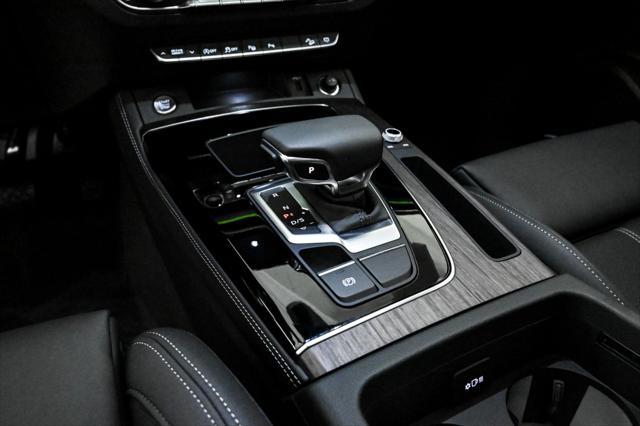 2024 audi q5 45 s line prestige