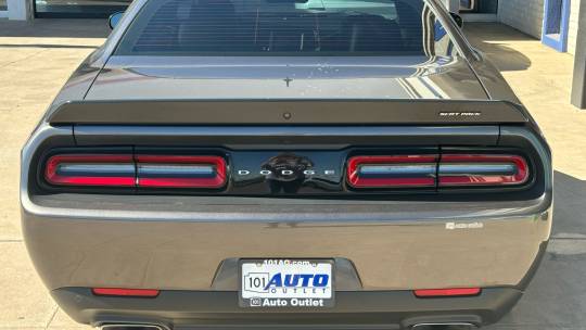 2022 Dodge Challenger