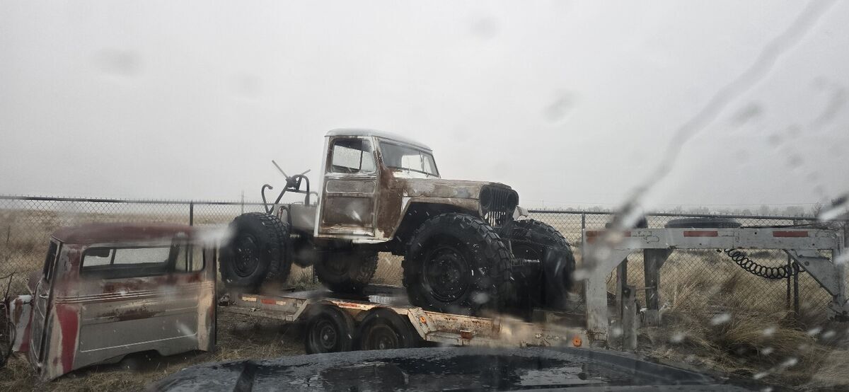 1950 jeep jeepster pickup white