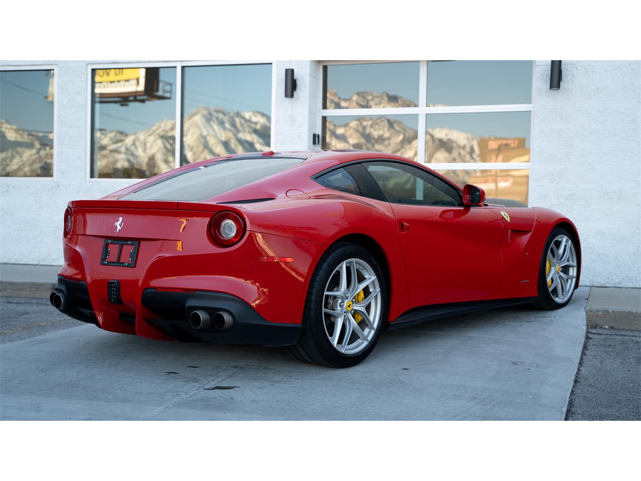 2015 ferrari f12berlinetta