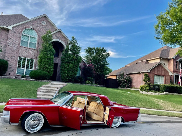 lincoln continental