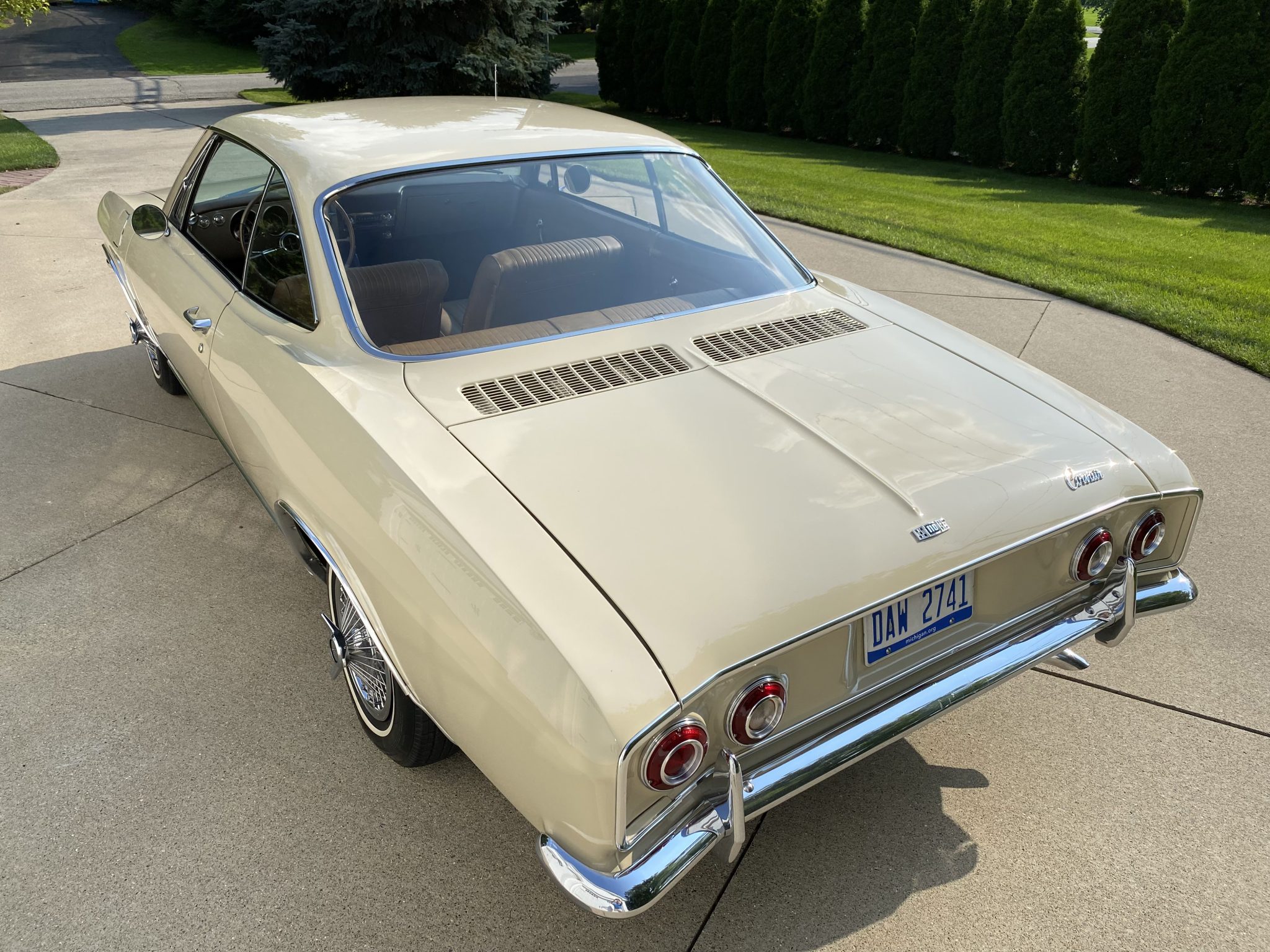 1965 chevrolet corvair monza coupe