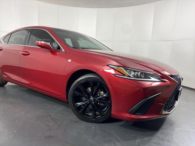 2022 lexus es 300h f sport handling