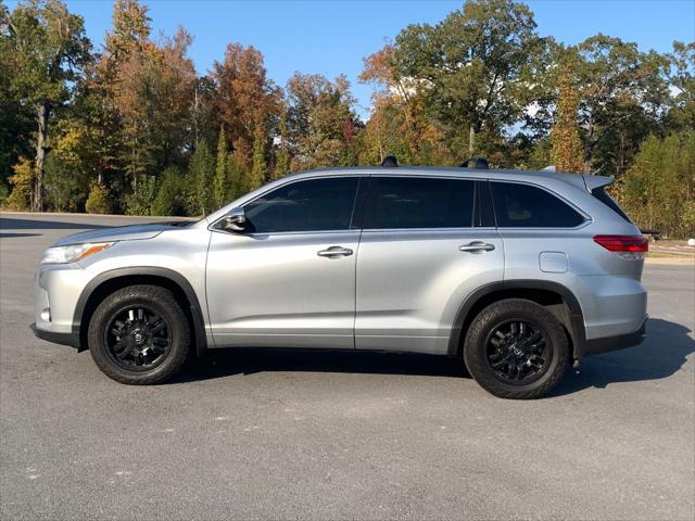 2018 toyota highlander le plus