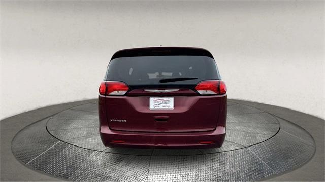 2021 chrysler voyager lxi