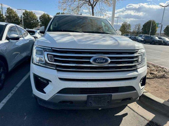 2020 ford expedition max xlt