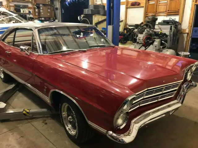1967 ford galaxie 500 390 big block ac car, chrome & vinyl top are flawless