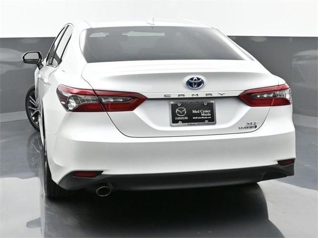 2023 toyota camry hybrid xle