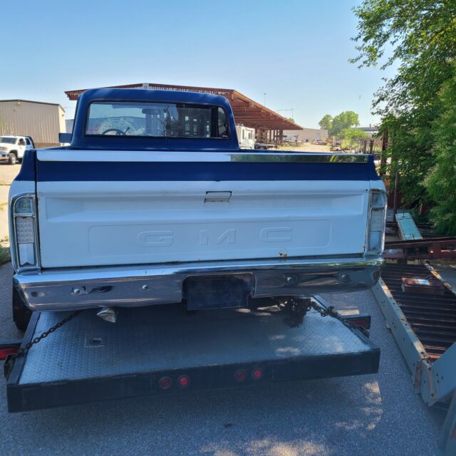 decent condition, please see pictures, missing motor and transmission