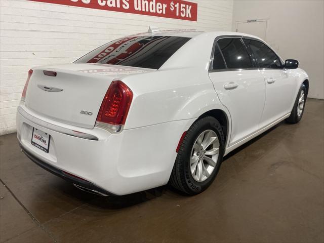 2015 chrysler 300 limited