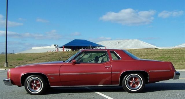 a clean smooth cold ac pw cruise factory no landau top org unaltered stock cond