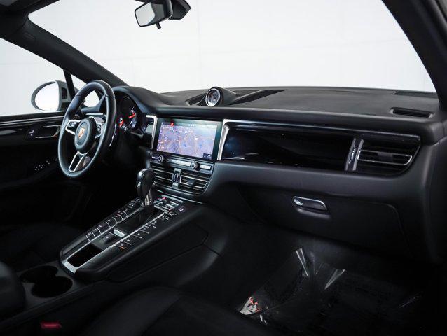 2021 porsche macan base
