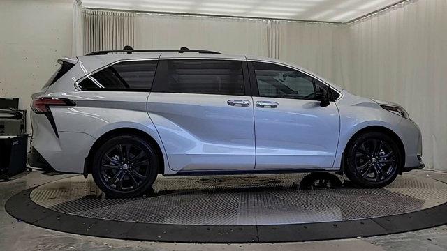 2023 toyota sienna xse 25th anniversary
