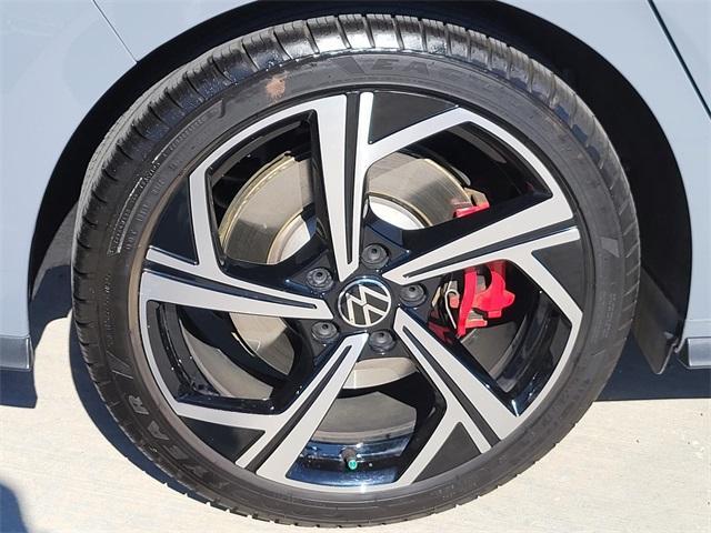 2024 volkswagen golf gti 2.0t se