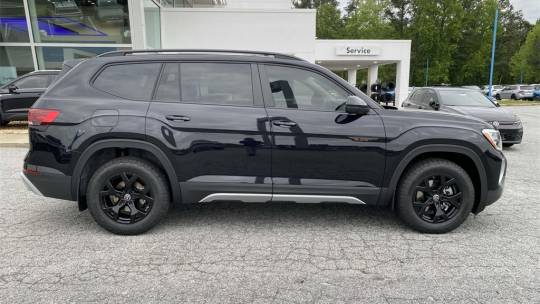 2024 Volkswagen Atlas peak edition sel