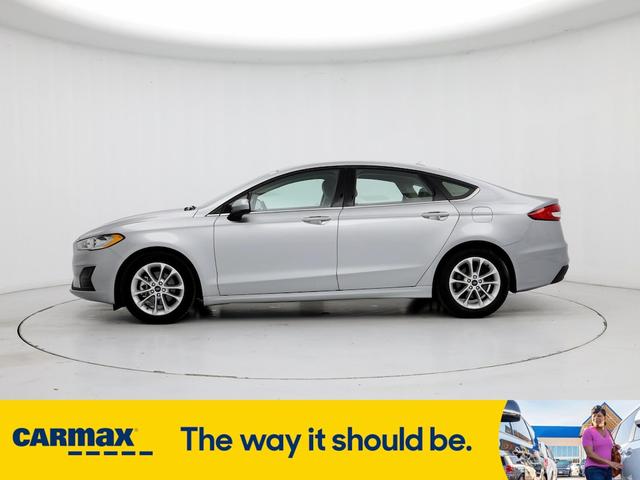 2020 ford fusion se