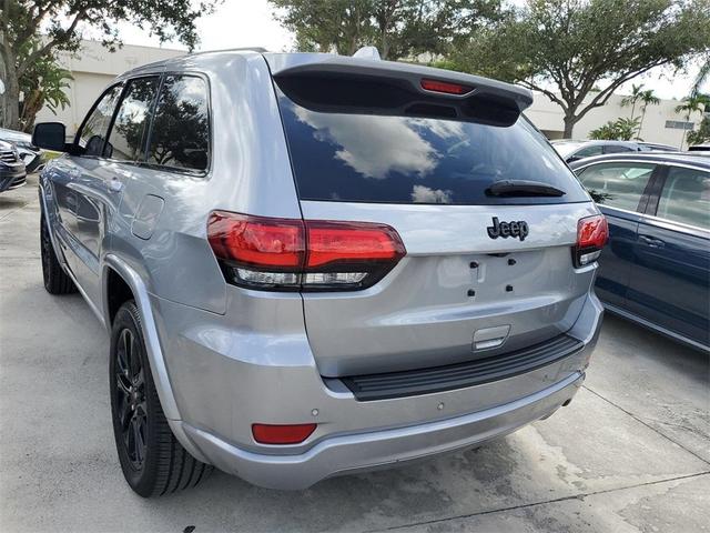 2020 jeep grand cherokee altitude