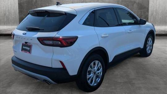2024 Ford Escape equipment group 200a