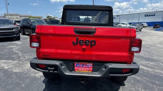 2024 Jeep Gladiator