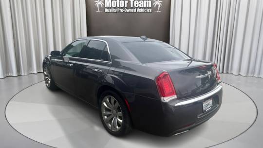 2018 Chrysler 300