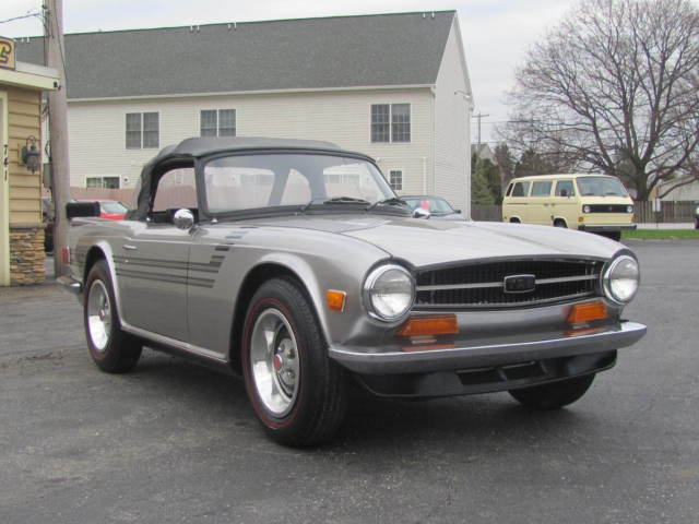 triumph tr6 rust free and refurbished make a serious offer--must sell