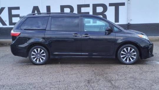 2018 toyota sienna