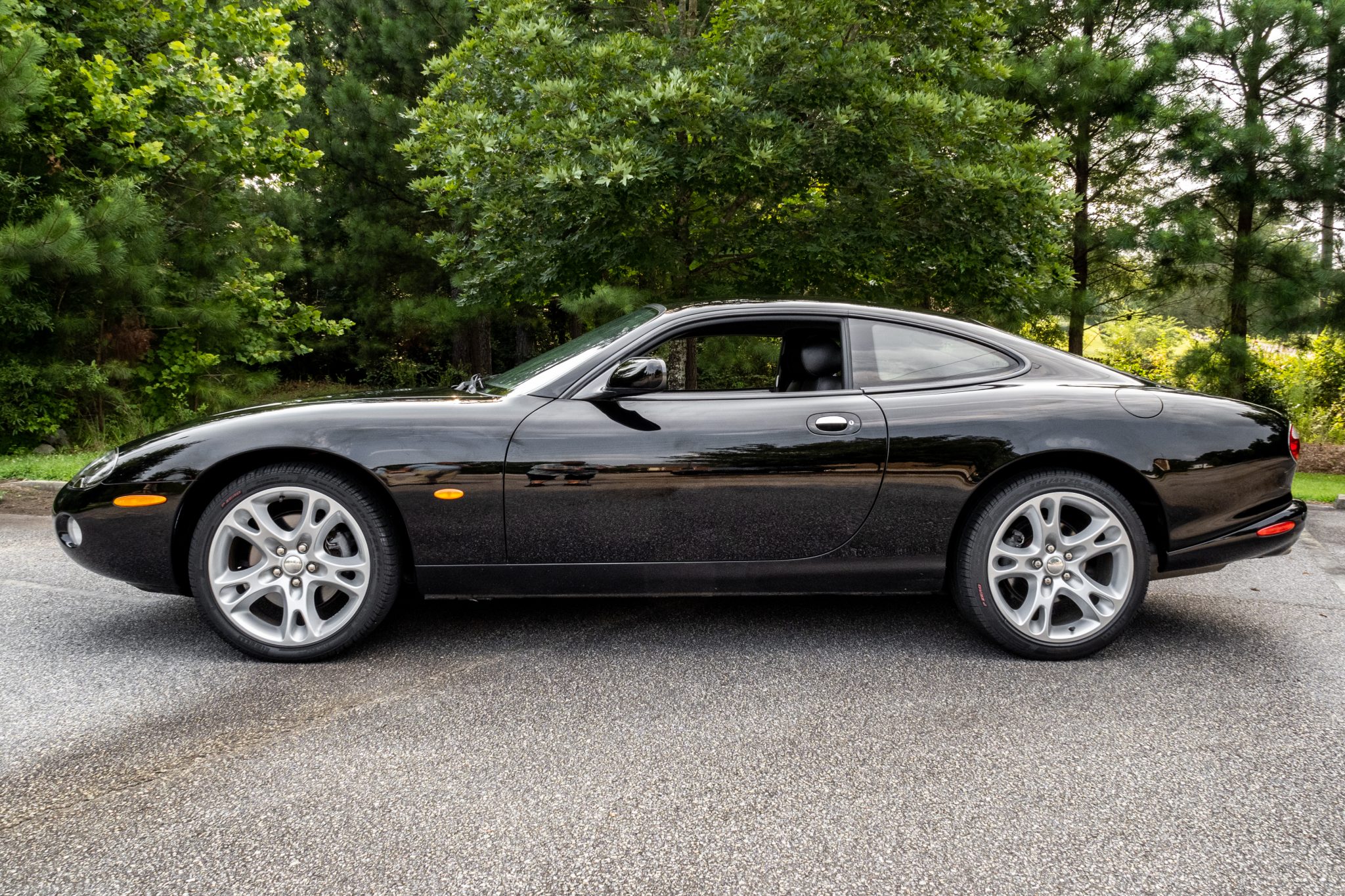 2004 jaguar xk8