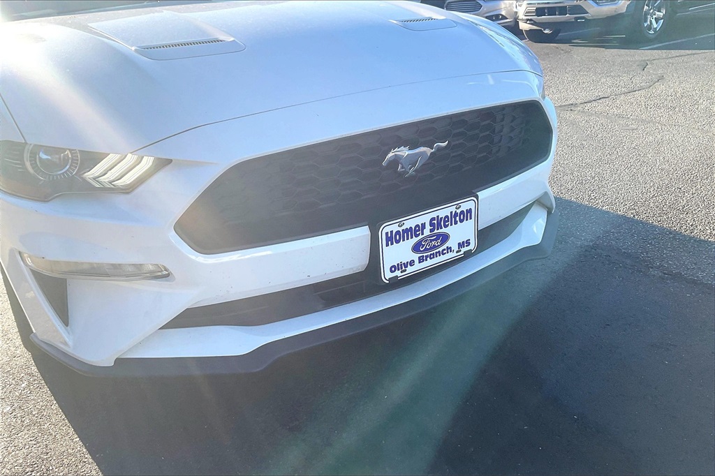 2022 ford mustang ecoboost premium