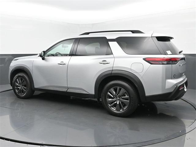 2022 nissan pathfinder sv