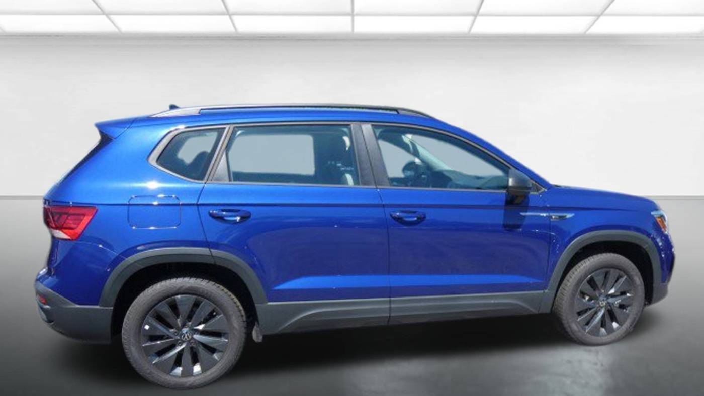 2022 volkswagen taos s