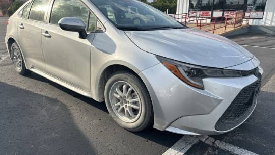 2022 toyota corolla hybrid le