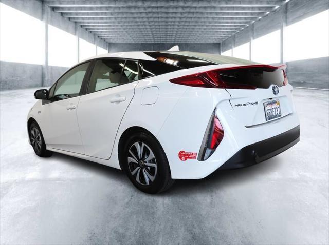2017 toyota prius prime plus