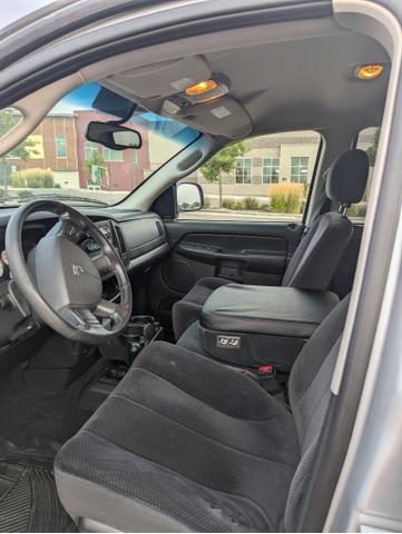 2005 dodge ram 1500 laramie quad cab