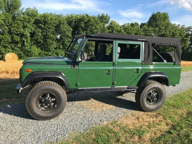 '91 defender 110 wagon soft top 5-door lhd v-8/automatic beachrunner galv frame