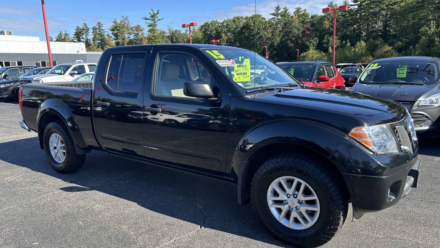 2015 nissan frontier sv