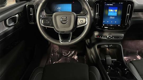 2022 Volvo C40