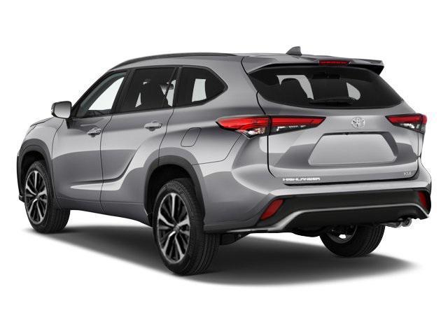 2022 toyota highlander xse