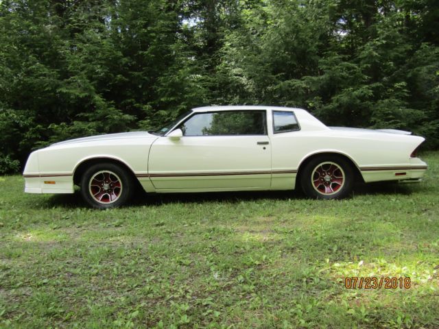 a stand out custom monte with chopped top and cool tail lights! l@@k make offer!