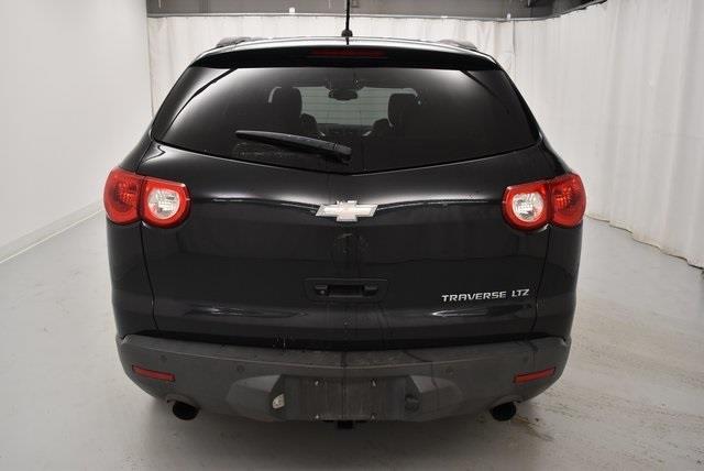 2010 chevrolet traverse ltz ltz 4dr suv for sale in topeka, kansas