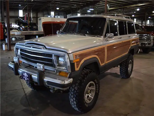 grand wagoneer with 160,158 miles, silver - suv - 5.9 v8 - automatic