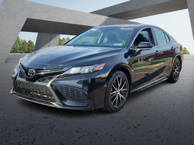 2022 toyota camry se