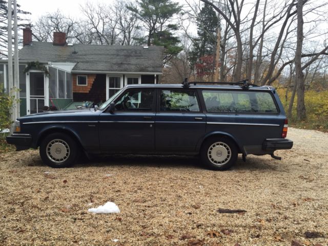 volvo 240 wagon