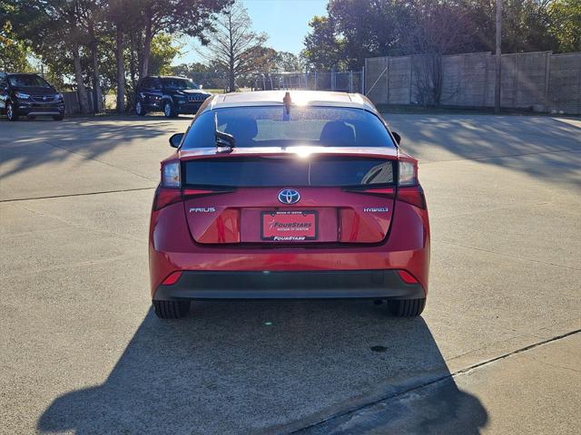 2022 toyota prius le