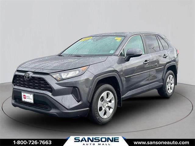 2022 toyota rav4 le