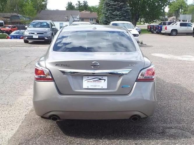 2014 nissan altima 2.5 sv sedan 4d in farmington, minnesota