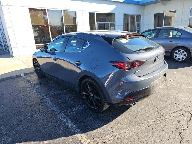 2023 mazda mazda3 2.5 s carbon edition