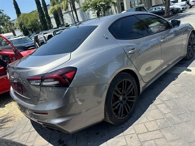 2022 maserati ghibli gt